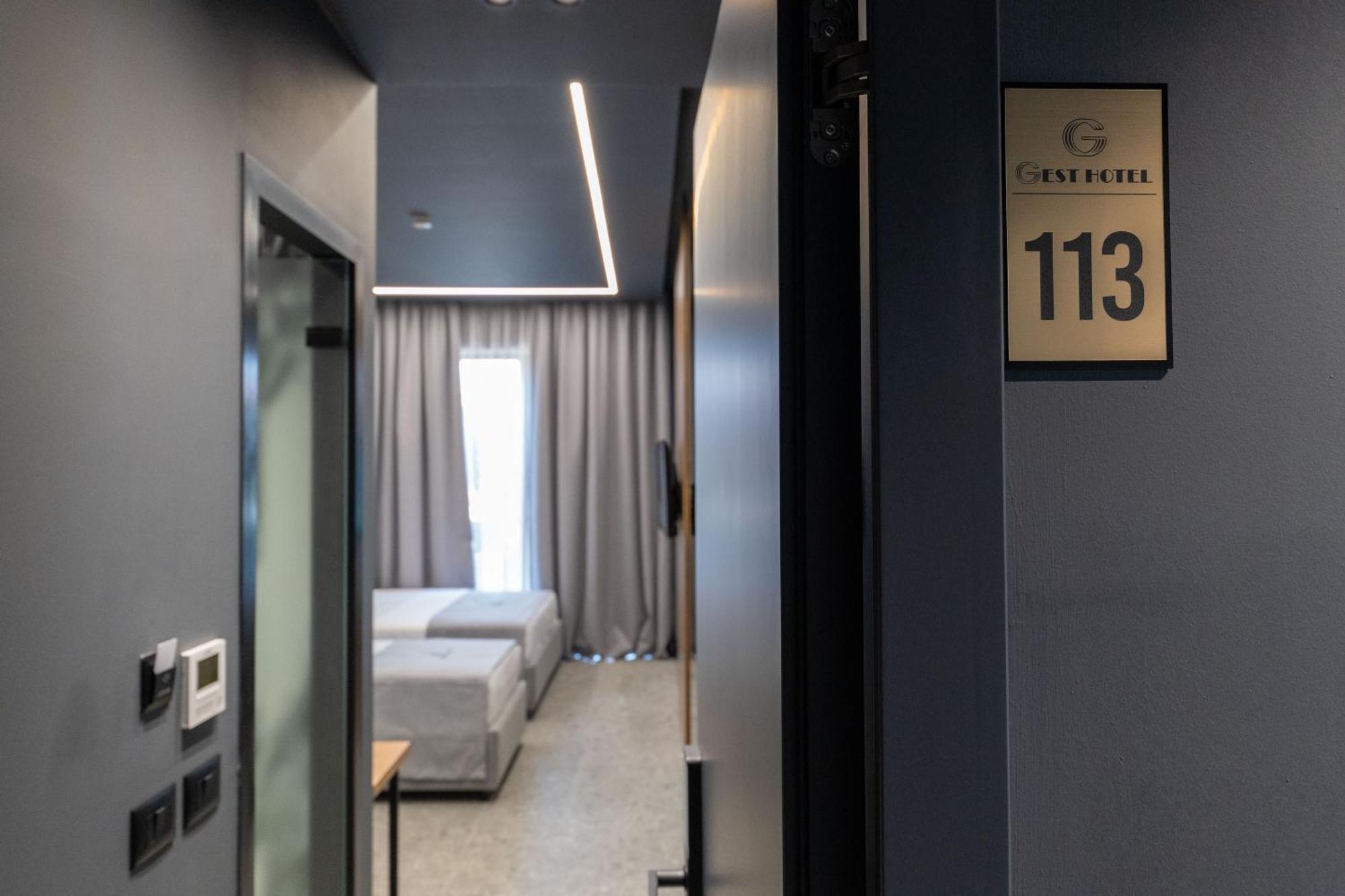 Gest Hotel Radhimë Eksteriør bilde