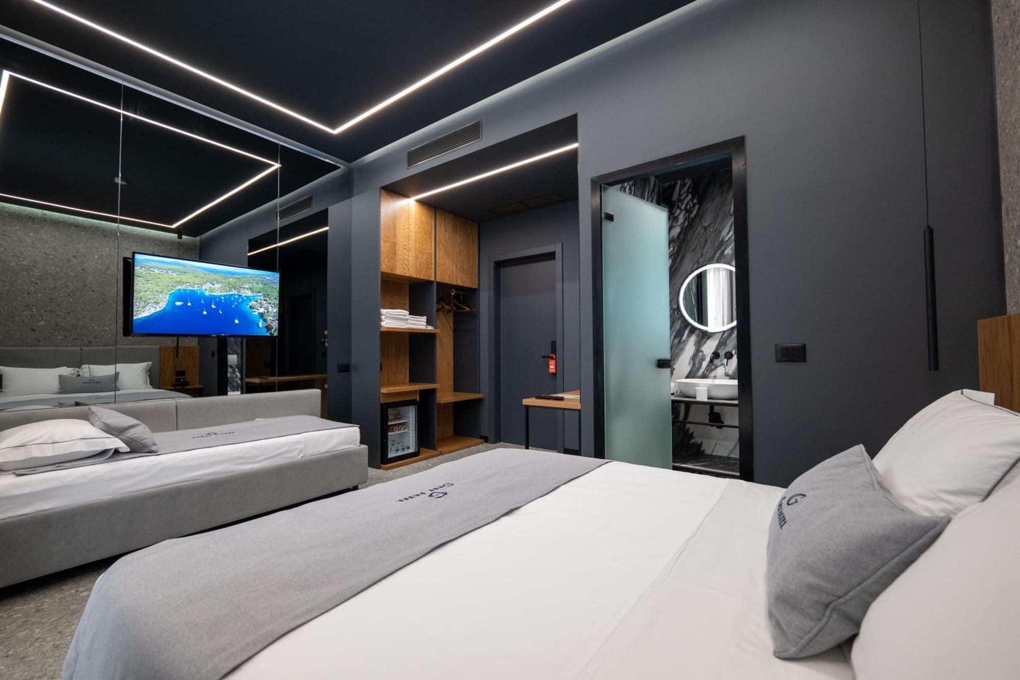 Gest Hotel Radhimë Eksteriør bilde