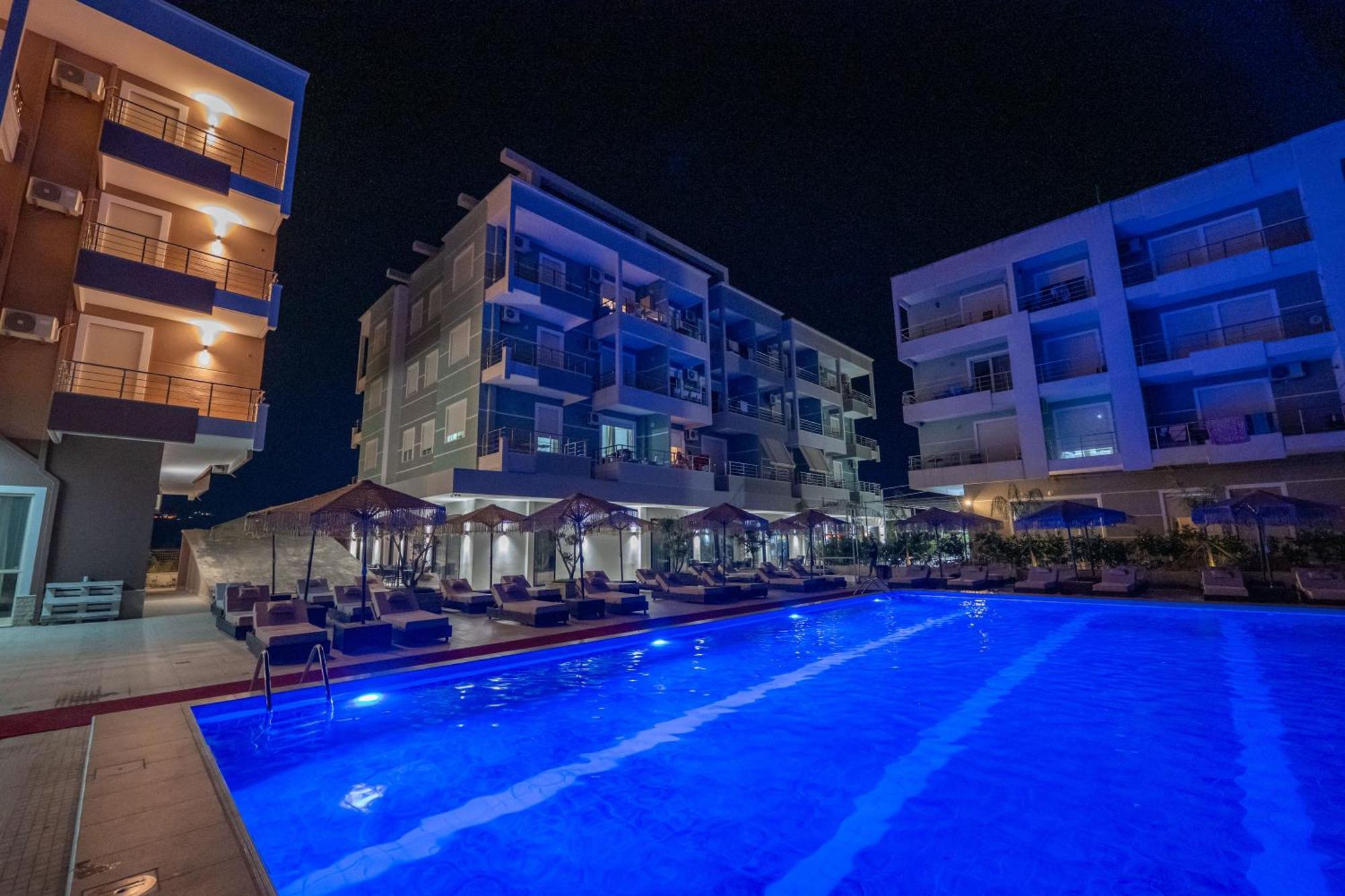 Gest Hotel Radhimë Eksteriør bilde